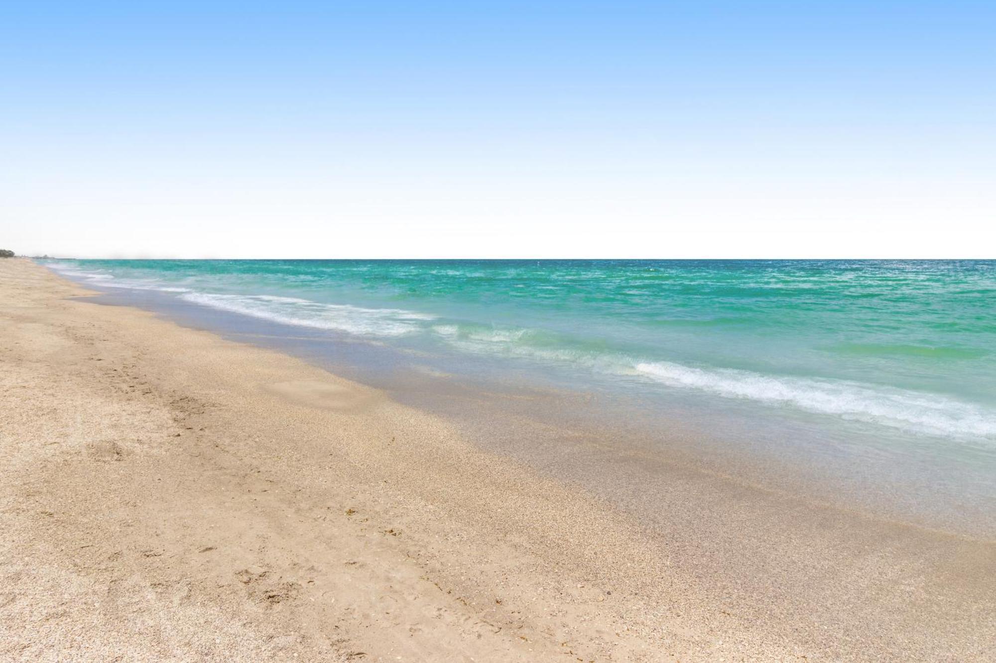 Runaway Bay Condos Bradenton Beach Chambre photo